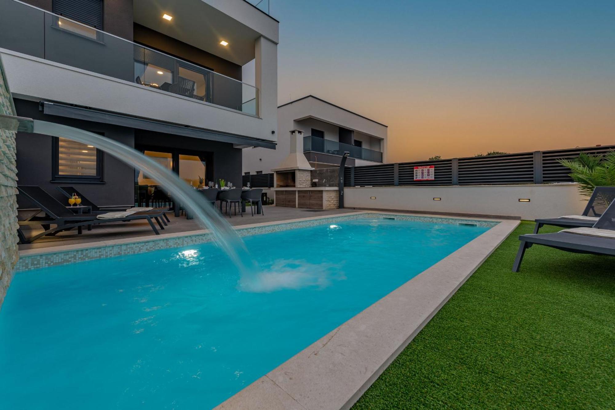 Villa Blue Sky 2 Zadarvillas Турань Экстерьер фото